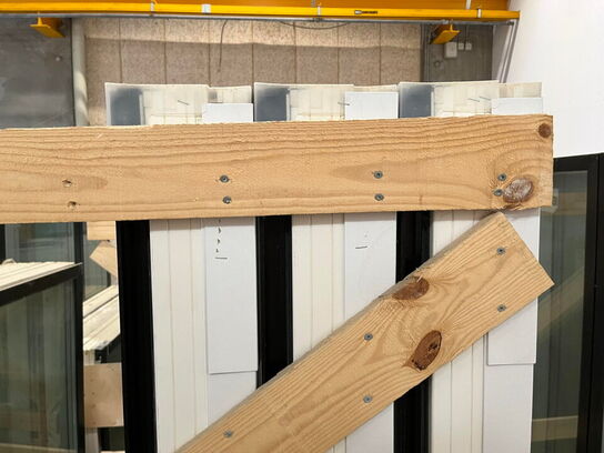 1 Palle med 3 Glas partier og dør