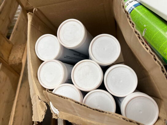 1 Palle med Assoreret Matrialer