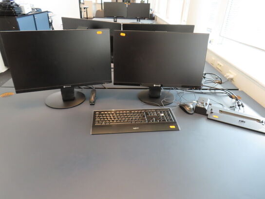 2 stk. monitor, NEOVO FS-24, med keybord og dockinstation