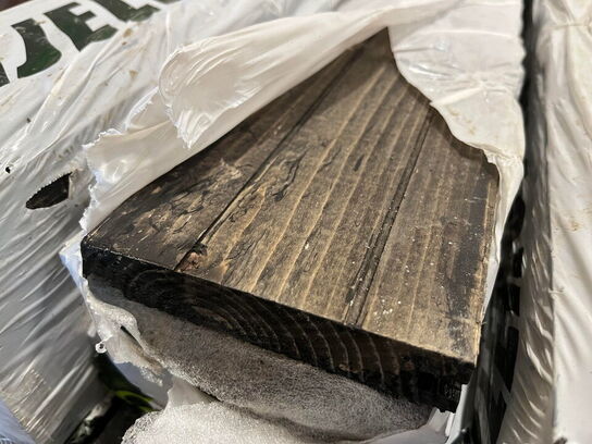 1 Palle med Facade Planker 