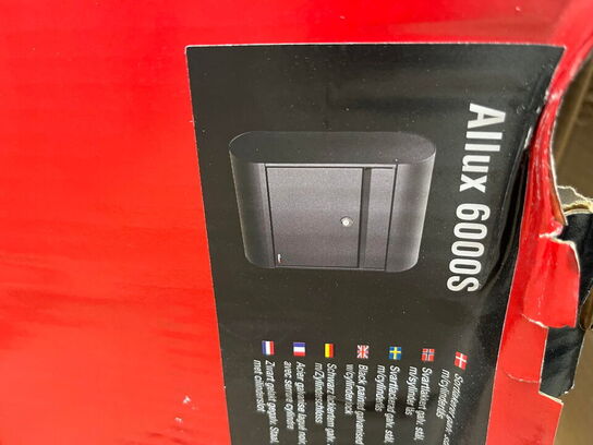 Postkasse og stander