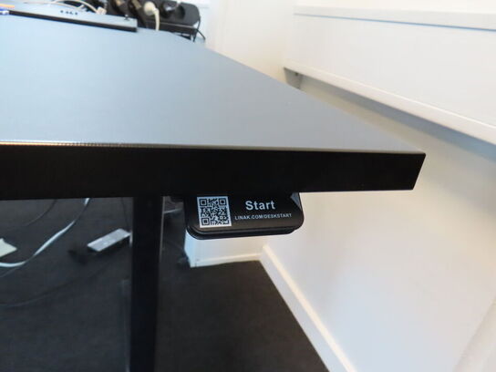 El. hæve/sænke skrivebord, RUMAS, med udtrækskuffe