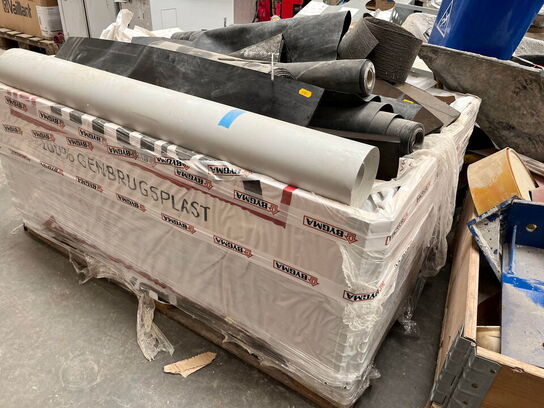 1 Palle med Assoreret Matrialer