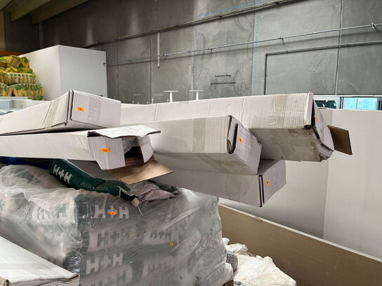 5 Kasser m. 2 Sorte nedløbsrør