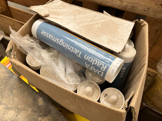 1 Palle med Assoreret Matrialer