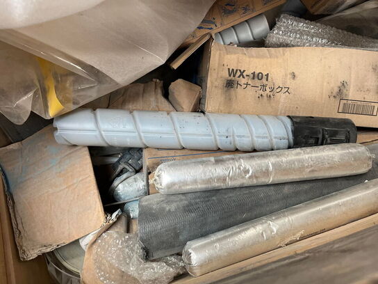 1 Palle Plader, Assoreret Matrialer