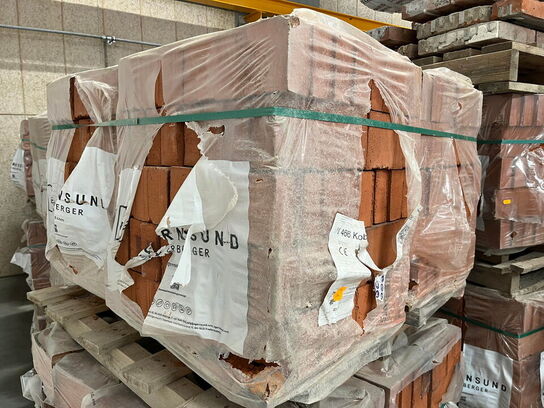 15 Kvart paller med Mursten