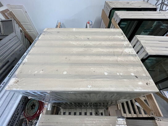 1 Palle med 7 Glas partier og dør