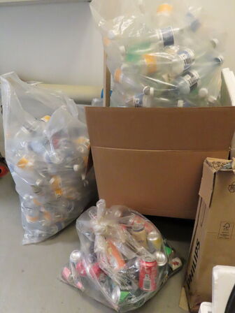 Tøm rummet for pant og køkkengrej