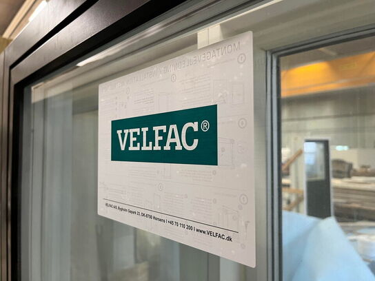 1 Palle med 2 Glas partier og dør