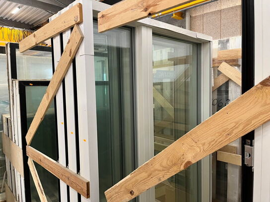 1 Palle med 3 Glas partier og dør