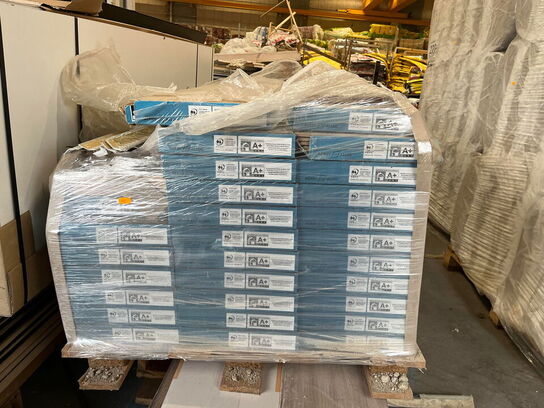 1 Palle med Berry Alloc Gulv brædder og lister