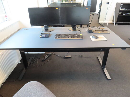 El. hæve/sænke skrivebord, RUMAS, med udtrækskuffe