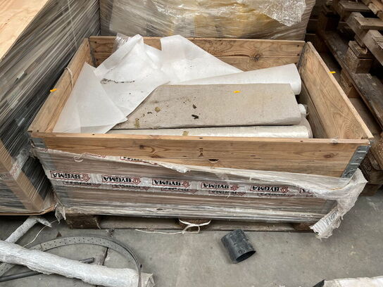 1 Palle med Assoreret Matrialer