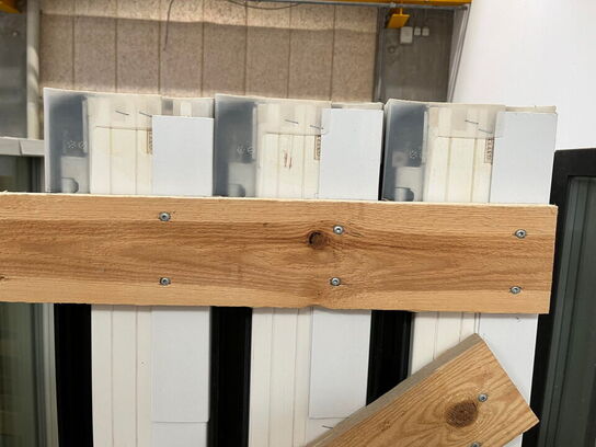 1 Palle med 3 Glas partier og dør