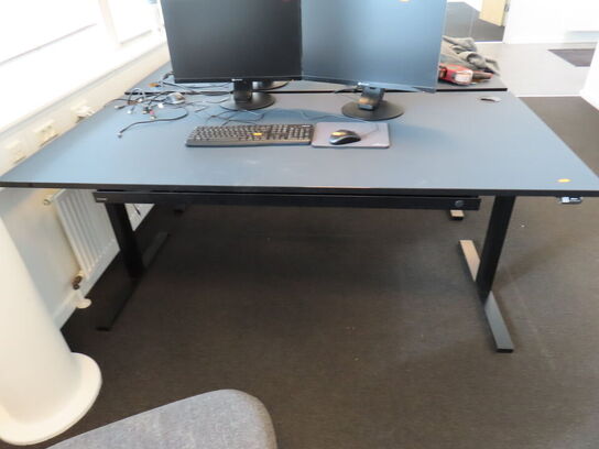 El. hæve/sænke skrivebord, RUMAS, med udtrækskuffe