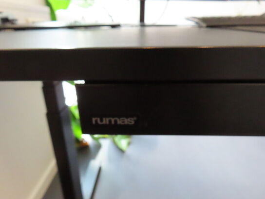 El. hæve/sænke skrivebord, RUMAS, med udtrækskuffe og lampe