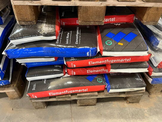 2 Paller med Elementfugemørtel