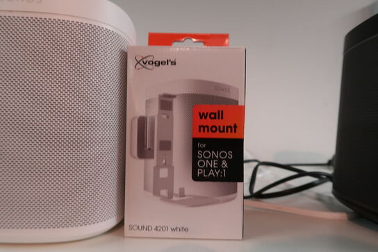 Sonos One SL højtaler + Wall mount