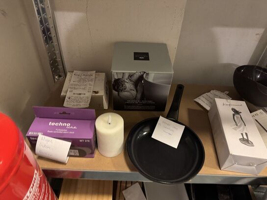 Kæmpe parti retur varer m.m. + lagerreoler