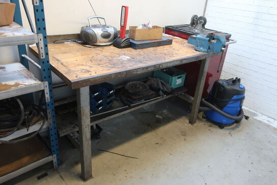 Værkstedsbord, reol m.v.