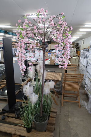 Diverse kunstige planter