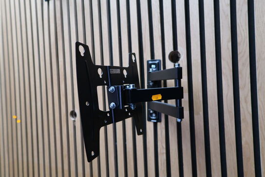 4 stk. holdere til computerskærme ONE FOR ALL