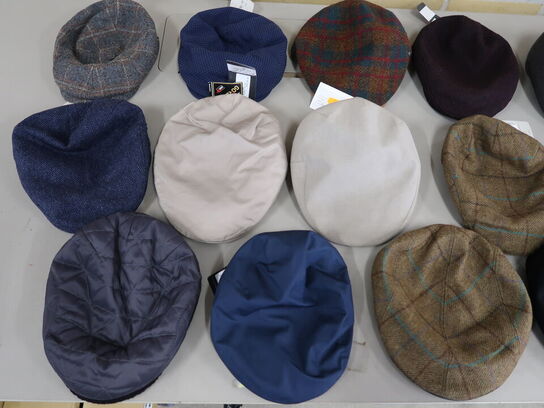 14 stk. Kasketter KANGOL, BUGATTI