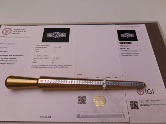 14 kt. Guldring med 2.45 ct. Briliantsleben Diamant