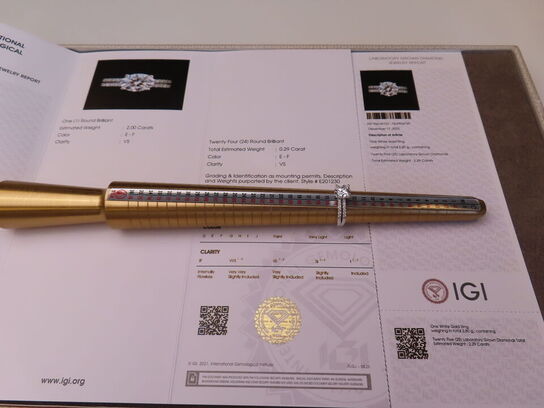 14 kt. Hvidguldring med 2.29 ct. Briliantsleben Diamant