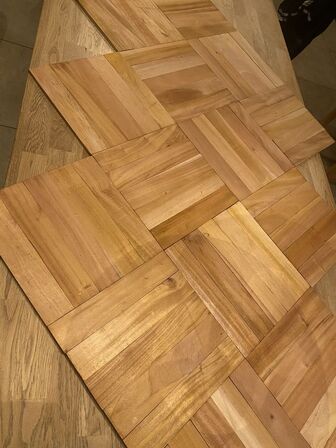 120,24 m2 Massivt Mahogny sildebens parket uden not og fer