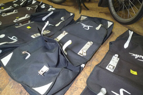 Et sæt sadeltasker til Solex MOMSFRI