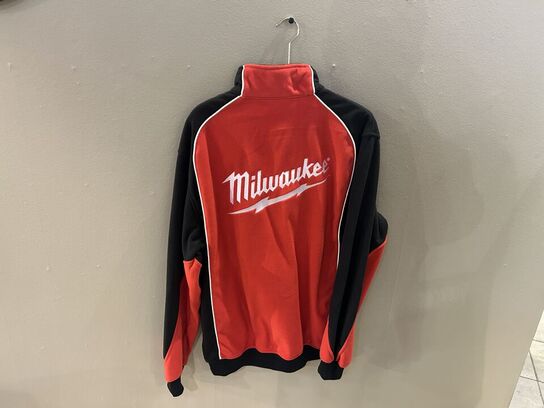 Milwaukee Flis, Str L