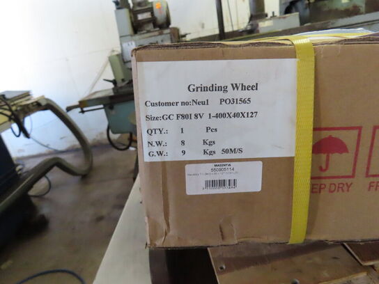 Rundslibemaskine m/innersliber, fabr. TOS, type BU 28 x 1000 årg 1982