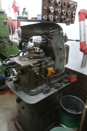 Tandhjulsfræsemaskine, fabr. MORAT, type ø 80