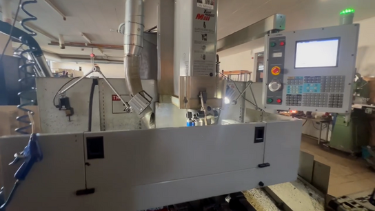 4 akset bearbejdningscenter, fabr. HAAS, type TM -2 HE årg 2006