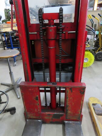 El-stabler, MITSUBISHI - Bemærk: Kan først afhentes d. 29/4