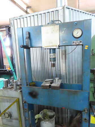 Værkstedspresse, fabr. AC, type 25 T