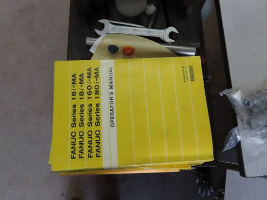 4 akset bearbejdningscenter, fabr. FANUC, type ROBODRILL Q T14 I AL årg 1999