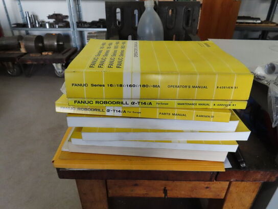 4 akset bearbejdningscenter, fabr. FANUC, type ROBODRILL Q T14 I AL årg 1999