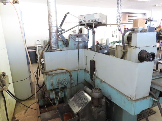 Rundslibemaskine m/innersliber, fabr. TOS, type BU 28 x 1000 årg 1982