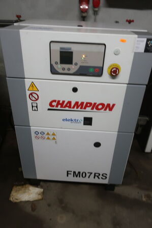 Skruekompressor, CHAMPION FM 07 RS, med filer og tank