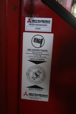 El-stabler, med gafler til varme emner fra hærdeovne