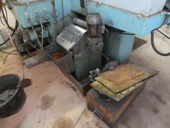 Rundslibemaskine m/innersliber, fabr. TOS, type BU 28 x 1000 årg 1982