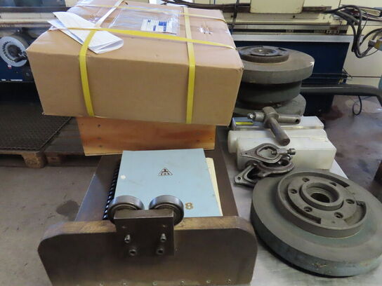 Rundslibemaskine m/innersliber, fabr. TOS, type BU 28 x 1000 årg 1982