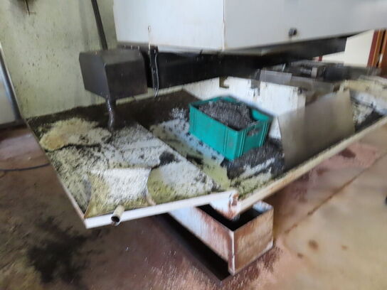 4 akset bearbejdningscenter, fabr. HAAS, type TM 2 HE årg. 2005