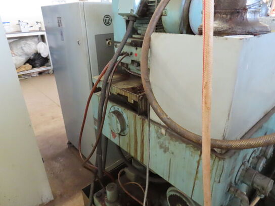 Rundslibemaskine m/innersliber, fabr. TOS, type BU 28 x 1000 årg 1982