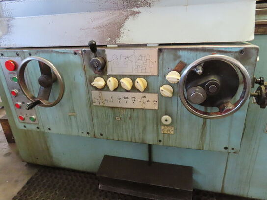 Rundslibemaskine m/innersliber, fabr. TOS, type BU 28 x 1000 årg 1982