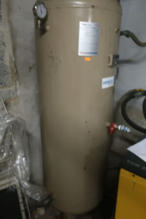 Skruekompressor, CHAMPION FM 07 RS, med filer og tank