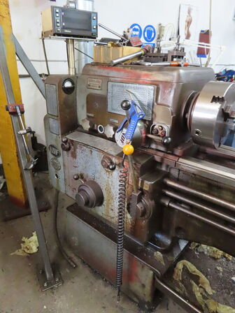 Drejebænk, fabr. VDF, type 18 RO